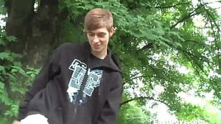 Brad is a beautiful and cute boy from the Czech Republic, he has an amazing athletic physique and his angelic smile will win you over immediately, in this video from EastBoys you will see piss, massage his sexy body and all in public ending with a