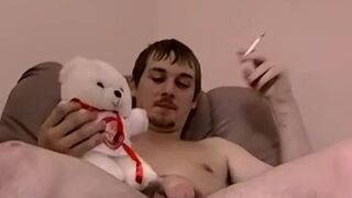 Amateur guy Blaze masturbates and cums on fat gay