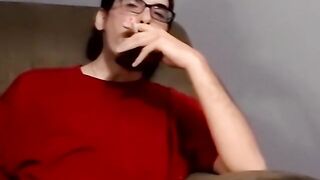 Jock American Joshua smoking before blowjob and cumshot