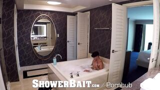 Shower Str8 bait shower fuck with Casey Everett and Mason Lear