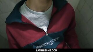 Latino Gets Seduced To Jerk Off