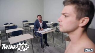 A Passionate Duo In Anatomy Class Between Sexy Twink Johnny Rapid And Hot Hunk Grant Ryan - Twink;