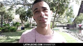 Latin; - Broke Latin stud sucks and fucks a stranger