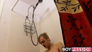 Hung twink Jason Valencia fucks pocket pussy in the shower