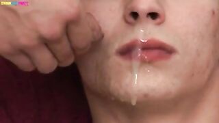 Hot Twinks On Assfucking and Gets Some Facial