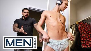 Caught in Panties: Bareback  Theo Brady