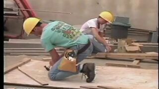 Construction Worker Blows a Colleague and Bangs His Asshole After Finishing Work