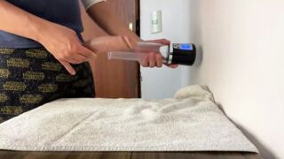 Big Dick Getting Sucked by the Suction of an Automatic Penis Pump