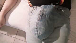 Extreme Jeans Bulging