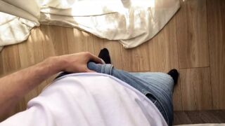 Harryjen Handsome Guy Jerks off Quickly and Huge Load