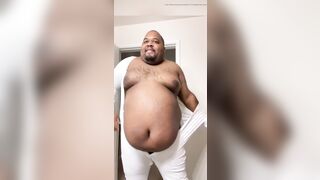 Chubby trying on a 2xl union suit, what do you think of the fit? Leave a comment below.