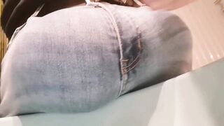 Extreme Big Bulging Show in Jeans