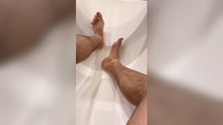 I Wank My Big Italian Cock in the Bathtub