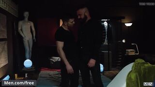 Two buff dudes Jessy Ares Paddy O'Brian making out - Men